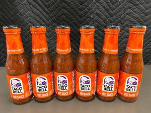 FL 5 - Set of 6 Taco Bell Hot Sauce Bottles