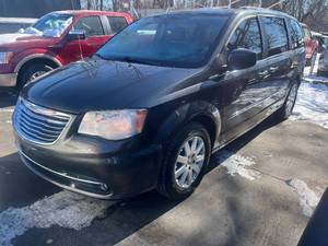 2015 Chrysler Town & Country Touring