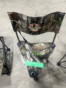 FIELD & FOREST HUNTING CHAIR