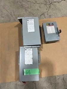 2 TRANSFORMERS & 1 SAFETY SWITCH