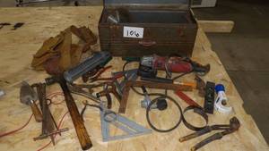 TOOL BOX W MILWAUKEE GRINDER & ASSORTMENT OF TOOLS