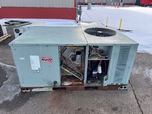 RUDD COMMERCIAL HEAT & AC PACKAGE UNIT
