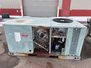 RUDD COMMERCIAL HEAT & AC PACKAGE UNIT