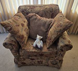 lot 163A image: Floral Pattern Upholstered Armchair with Decorative Cushions