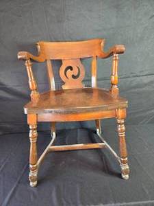 lot 174 image: Antique Wooden Bankers Chair with Carved Backrest