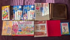 lot 198 image: Assorted Collection of Childrens Books and Activity Items