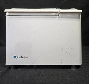lot 302 image: Regal Kitchen Pro Collection Bread Maker