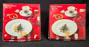 lot 319 image: Nikko Happy Holidays 12pc Dinner Set - 2 Sets Available