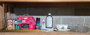 lot 339 image: Collection of Household and Decorative Items