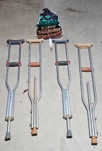 lot 385 image: 2 Sets of Aluminum Crutches