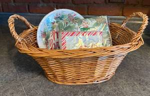 lot 255 image: Festive Holiday Basket with Plates and Napkins