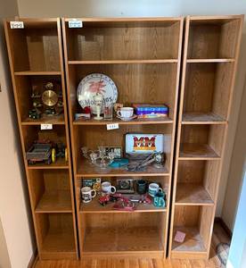 lot 113 image: Set of 3 Wooden Bookshelves CONTENTS NOT INCLUDED