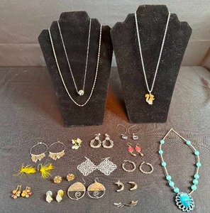 lot 419 image: Assorted Jewelry Lot with Necklaces and Earrings