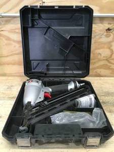 lot 34 image: Porter-Cable 15-Gauge Pneumatic 2-12 in. Angled Nailer Kit Model # DA250C