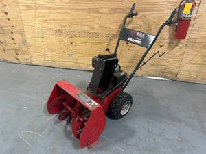 lot 97 image: SNAPPER 22 Gas Powered Snow Blower