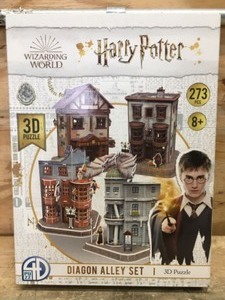 lot 139 image: Harry Potter Dragon Alley Set 3D Puzzle