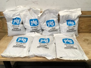 lot 143 image: Lot of 7 - Pig Lite-Dri Loose Absorbent
