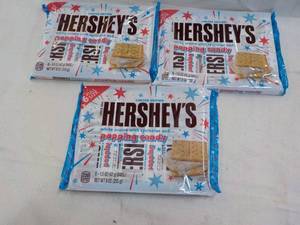 18 ct Hersheys Popping Candy Bars...