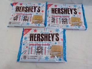 18 ct Hersheys Popping Candy Bars...