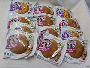 Lenny and Larrys Cookies...