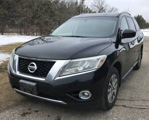 2014 Nissan Pathfinder SV 4X4