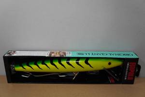 lot 9 image: Rapala Oversized Fishing Lure Wall Dcor