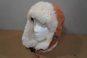 lot 13 image: Ladies Faux Fur Bomber Hat