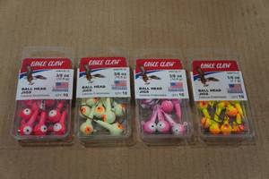 lot 54 image: 4 Eagle Claw 38oz Ball Head Jigs