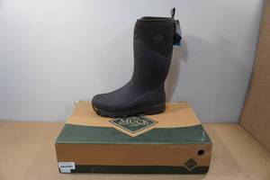 lot 76 image: Muck Boots Mens Arctic Ice Grip AT Tall Boots -Size 14