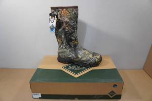 lot 77 image: Muck Boots Mens Arctic Ice Grip Ice AF Boots -Size 14