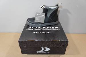 lot 90 image: Blackfish Rage Boot -Size 8