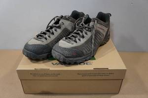 lot 112 image: Vasque 7000 Juxt Hiking Shoes -Mens 13