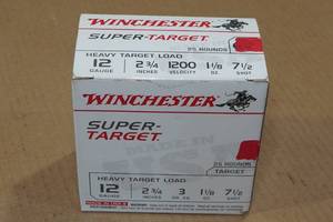 lot 148 image: 25 Winchester Super Target 12 Gauge 2-34 Heavy 7.5 Shot Shotshells