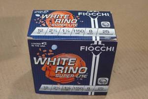 lot 151 image: 25 Fiocchi White Rino 12 Gauge 2-34 7.5 Shot Shotshells