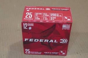 lot 155 image: 25 Federal 12 Gauge 2-34 7.5 Shot Shotshells