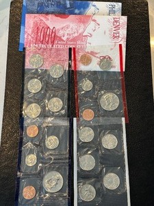 lot 73 image: 1999 P&D Mint Sets