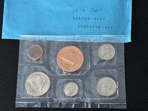 lot 80 image: 1976-D Denver Mint Souvenir Set