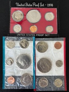 lot 25 image: 1976-S Proof and P&D Mint Sets
