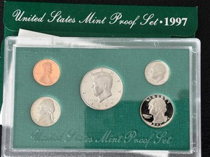 lot 66 image: 1997-S Proof Set