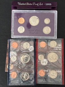 lot 44 image: 1985-S Proof and P&D Mint Sets