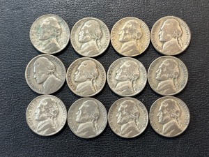 lot 43 image: Silver War Nickels