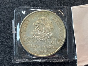 lot 34 image: 1952 Mexico 5 Peso Silver Uncirculated
