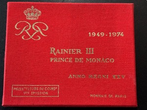 lot 37 image: 1974 Rainier III Prince De Monaco Coin Set