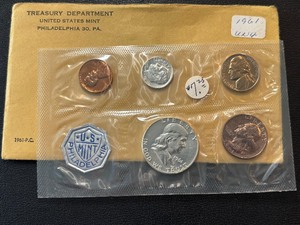 lot 40 image: 1961 U.S. Mint Proof Set Nice Toned Quarter