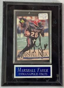 lot 6 image: Marshall Faulk Authenticated Autographed Card Mounted on Plaque