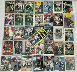 lot 15 image: Dan Marino Sports Trading Cards