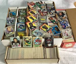 lot 36 image: Large Collection of Football Sports Trading Cards