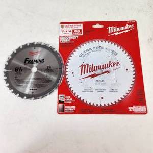 Lot Of Two Milwaukee Saw Blades 6 12 Framing 48-40-4108 And 7 14 Ultra Fine Wood Blade 48-40-0730