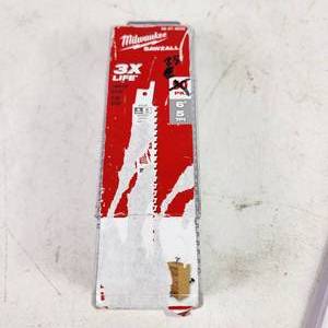 Open Box Milwaukee Sawzall Blades 48-01-6035 Partial Box Total 25 Nail Guard