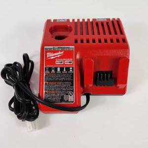 Milwaukee M12 M18 Charger 48-59-1812 Open Box Tested Works